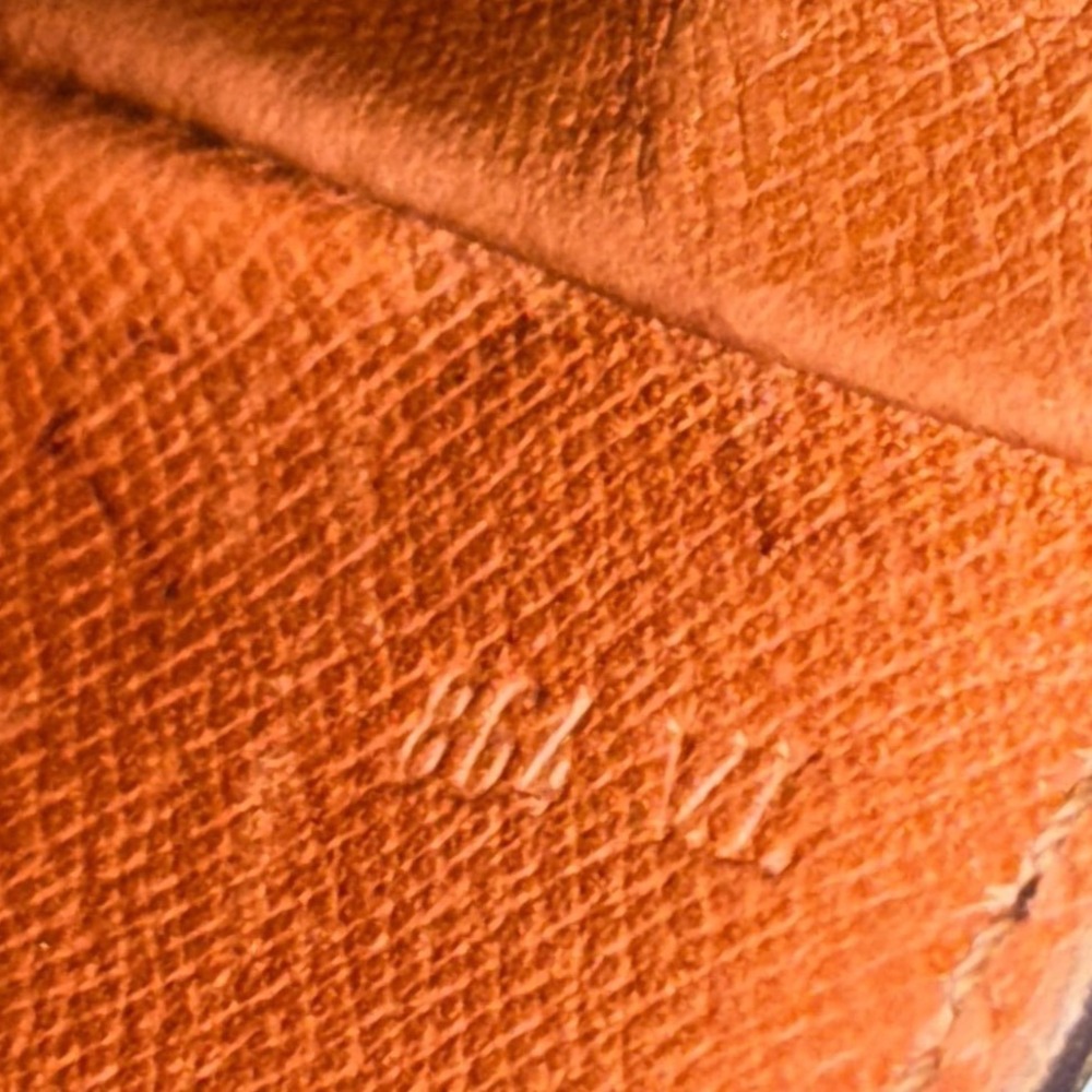 Louis Vuitton Saint Cloud‎ Mini Monogram Crossbody - Picture 9 of 16
